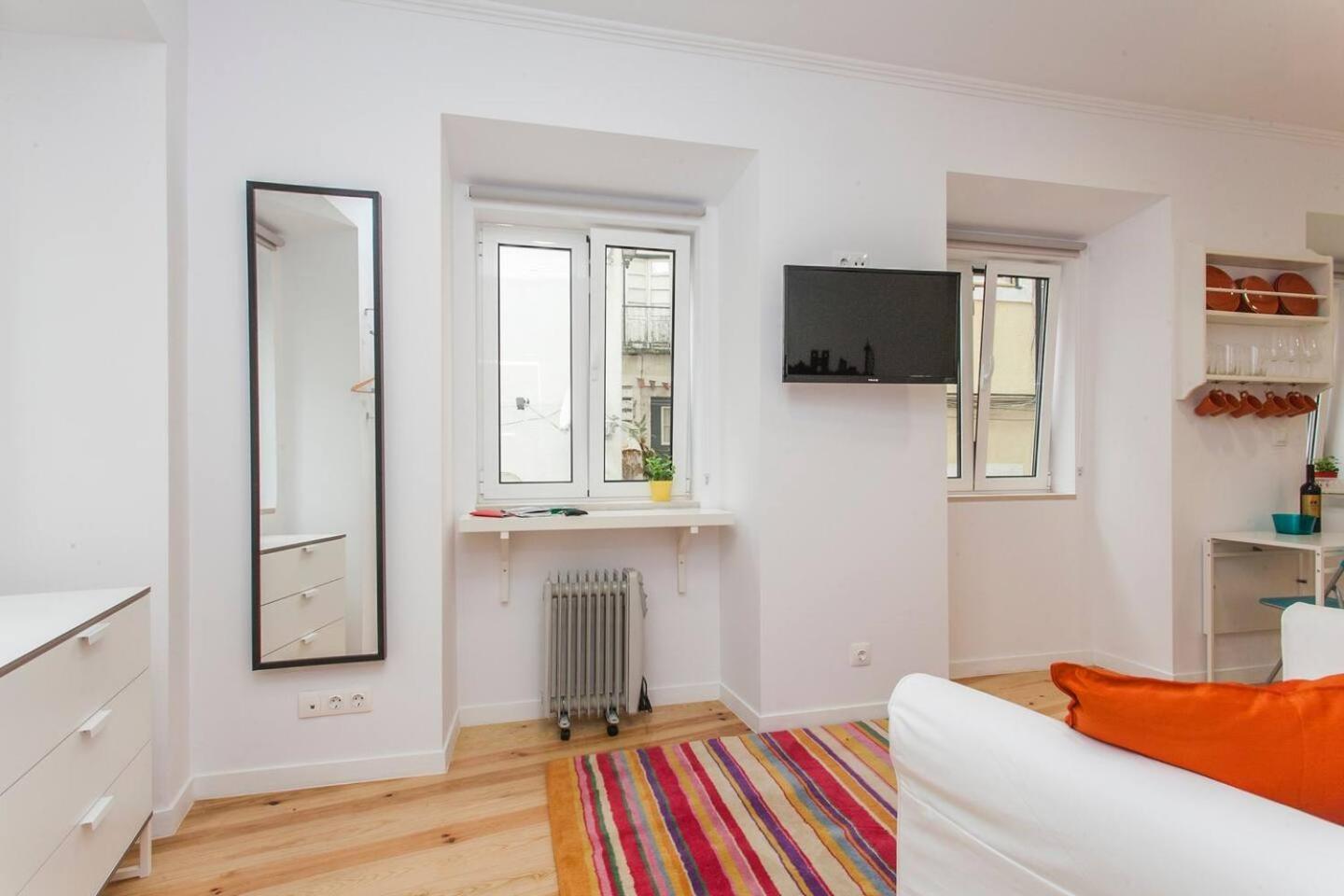Whome Hidden Gem In Alfama Perfect To Explore Lisboa Екстериор снимка